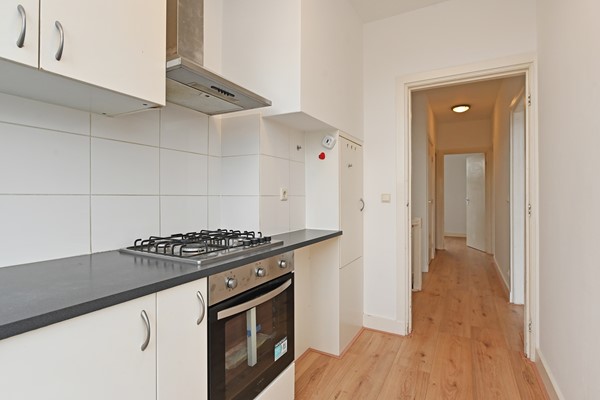 Medium property photo - Deimanstraat 309, 2522 BK Den Haag
